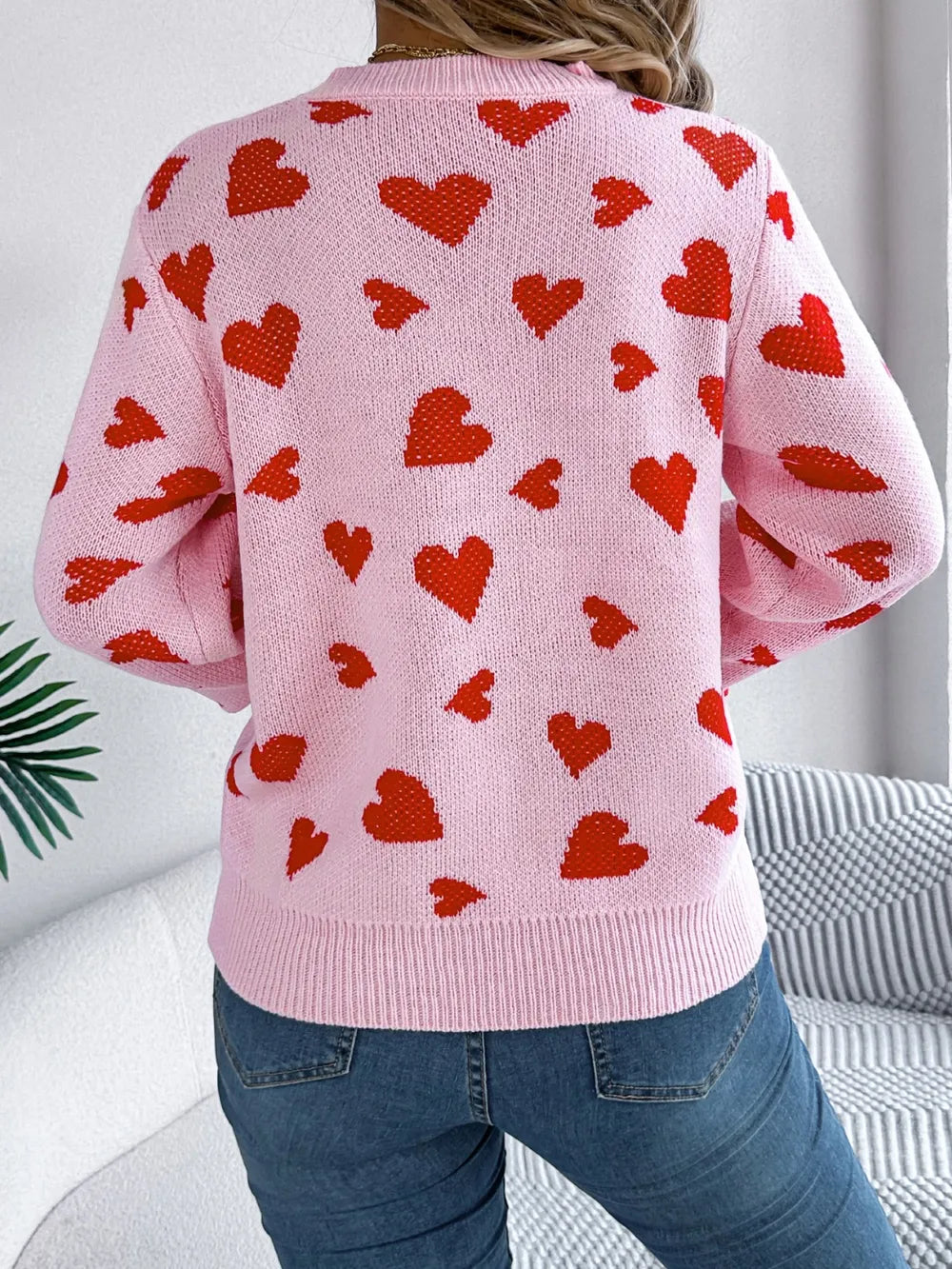 Pull Basique Chic à Col Rond avce details coeur 💫