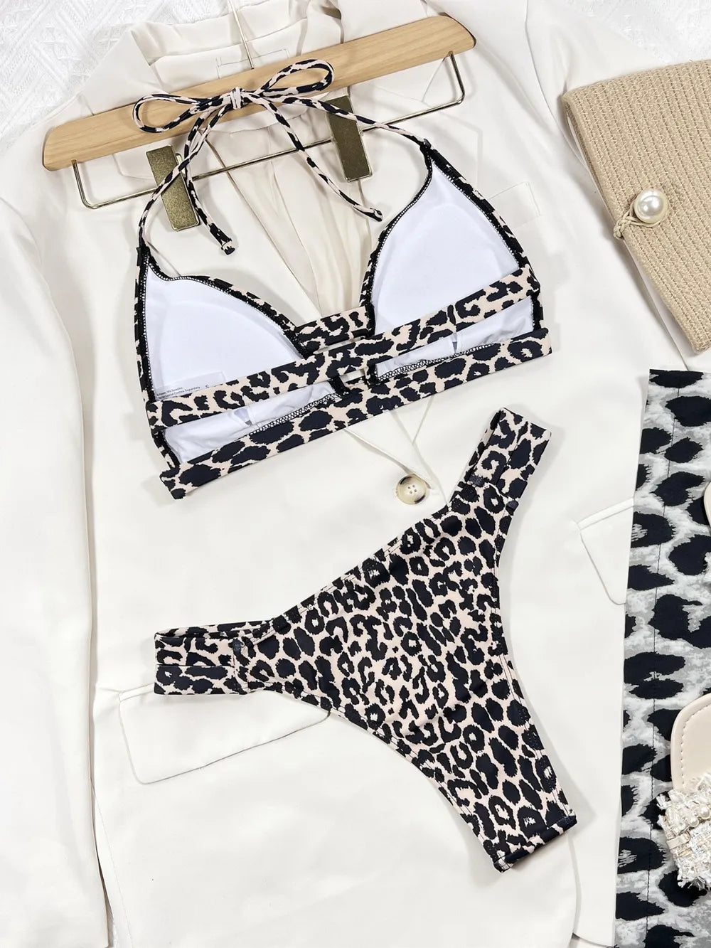 Bikini Léopard Dos Nu