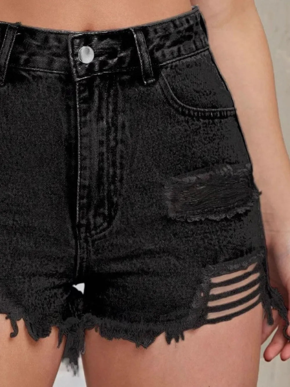 Short Distressed avec Boutons ✨