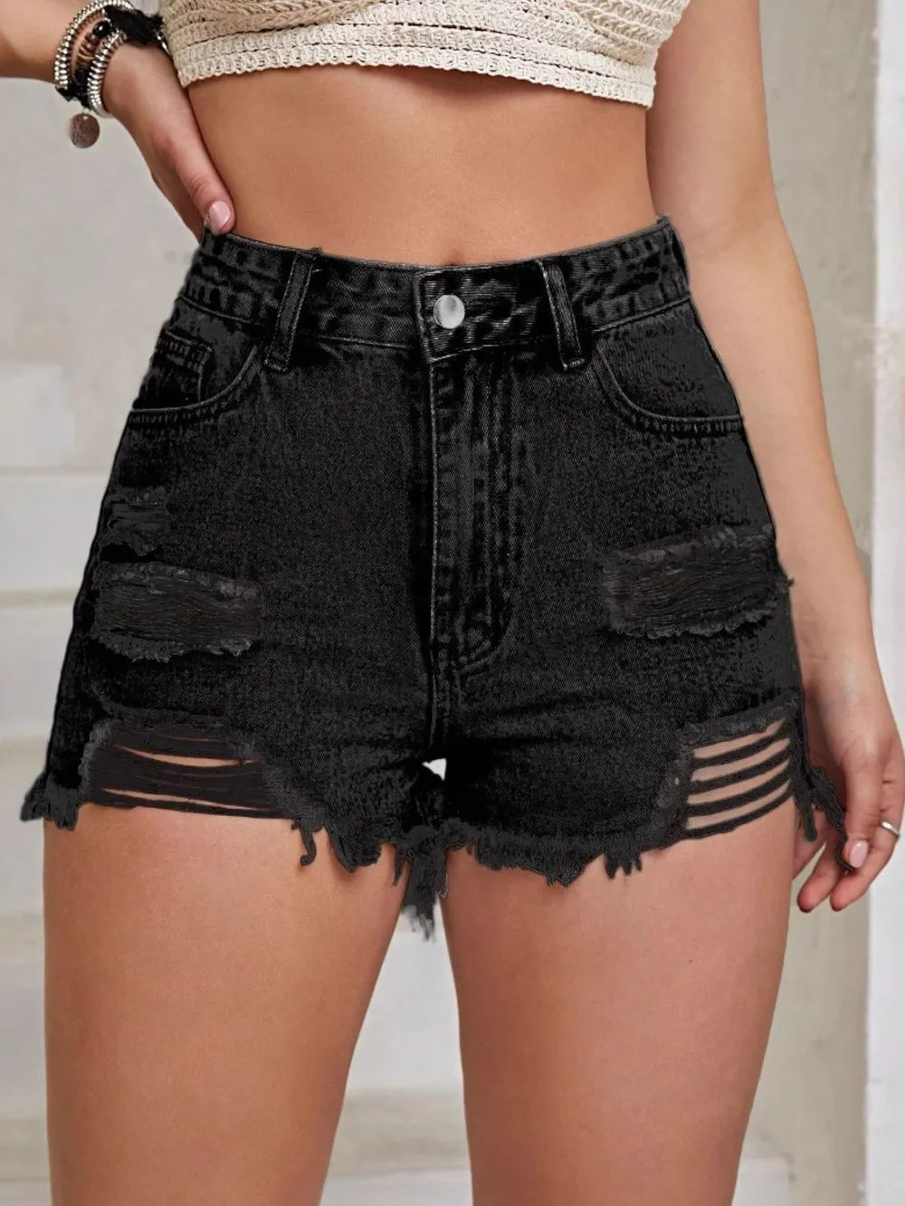Short Distressed avec Boutons ✨