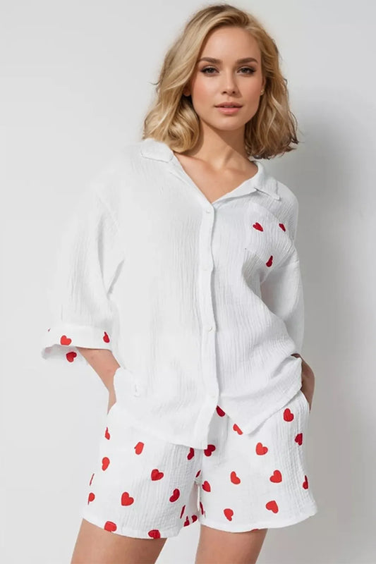 Ensemble "Heart Bae" : Haut à Col Claudine & Short – Charme & Confort 💫
