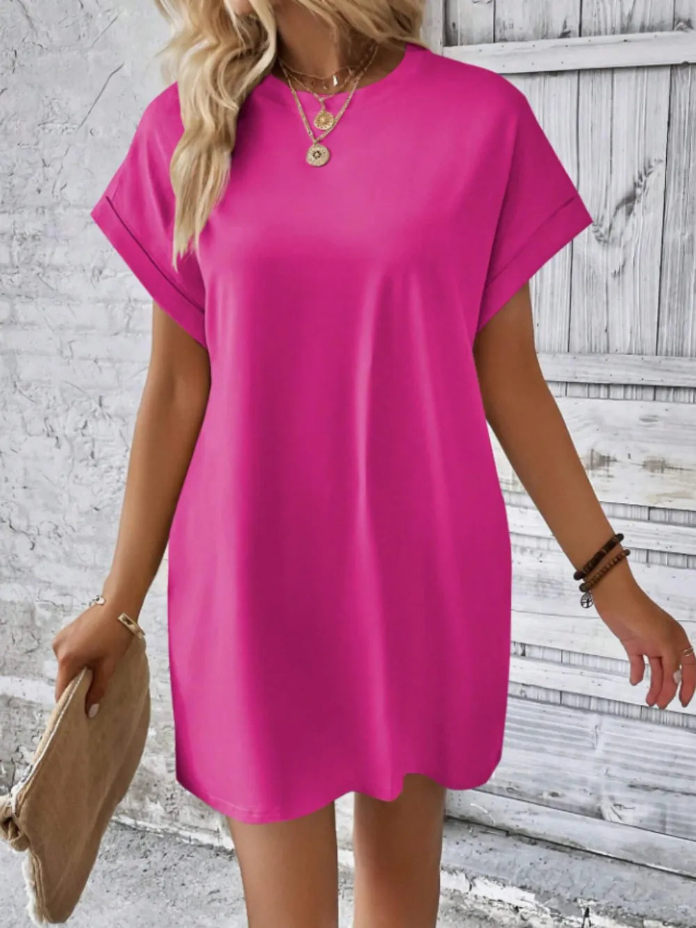 Robe à col et manches courtes avec poches