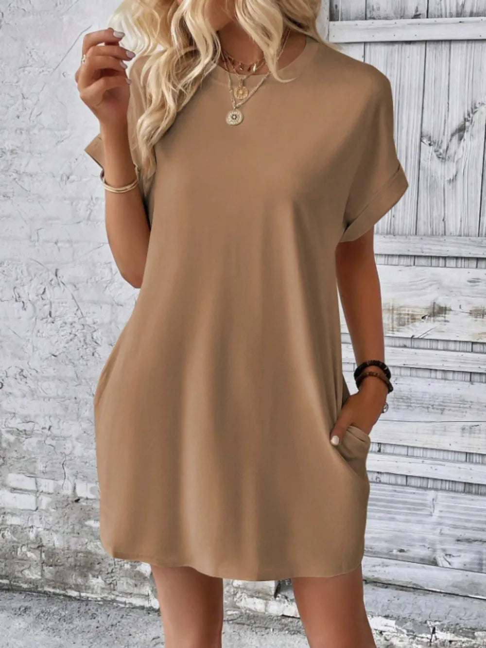 Robe élégant avec poches