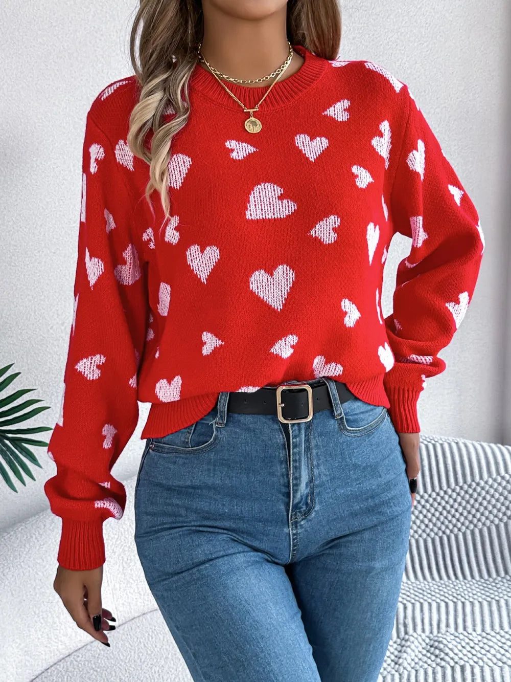 Pull Basique Chic à Col Rond avce details coeur 💫