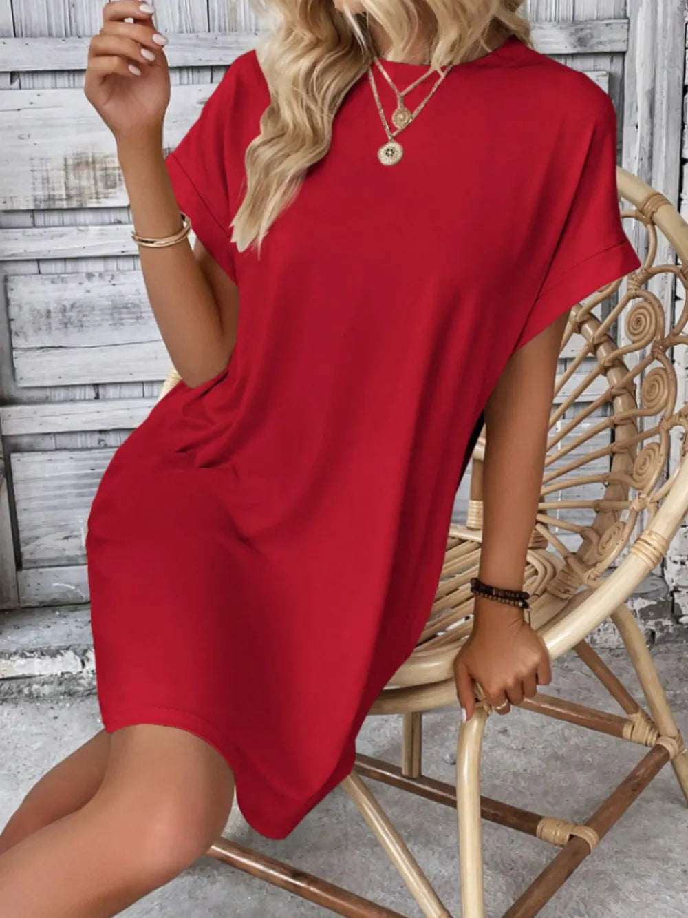 Robe à col et manches courtes avec poches