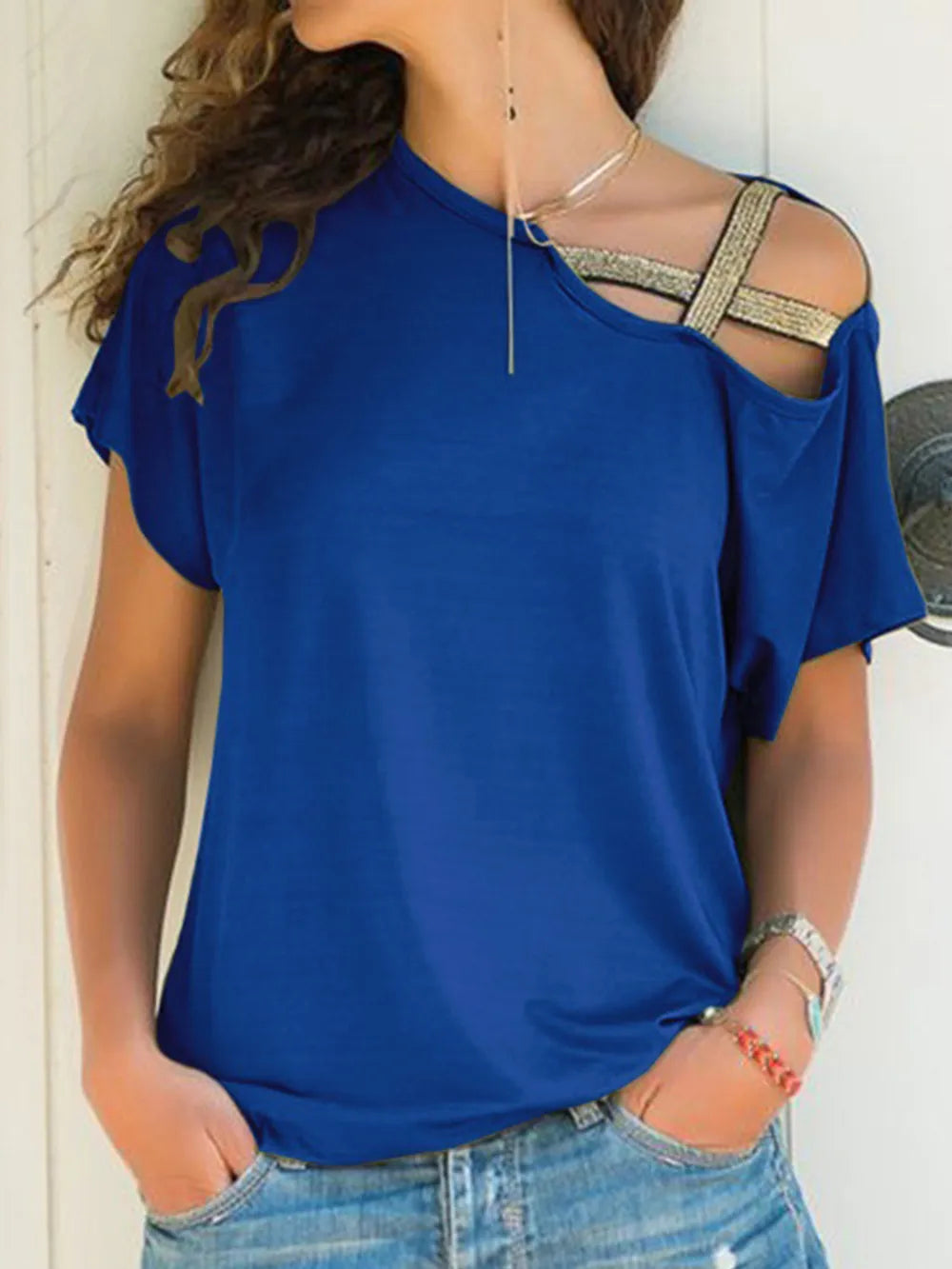 T-Shirt à manches courtes et col asymétrique