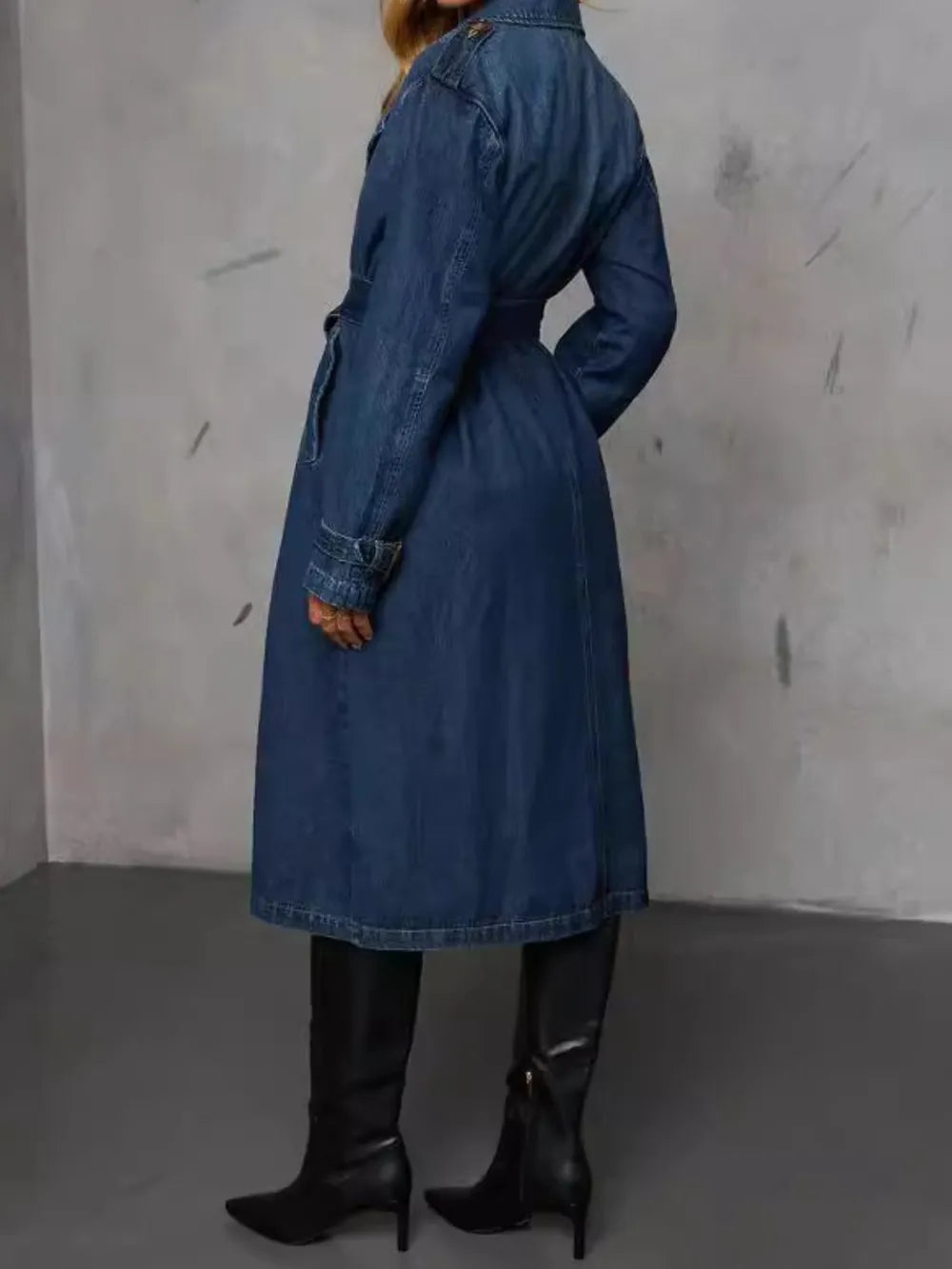 Veste longue en jean boutonnée à manches longues