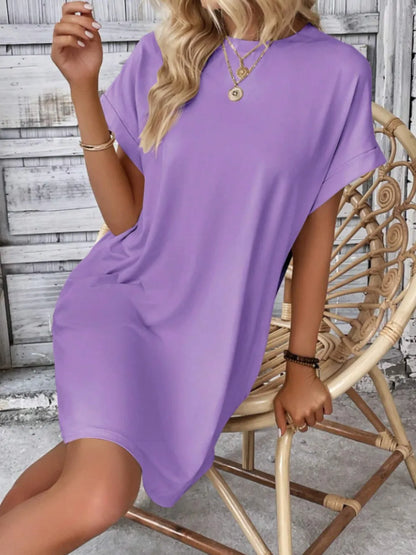 Robe à col et manches courtes avec poches